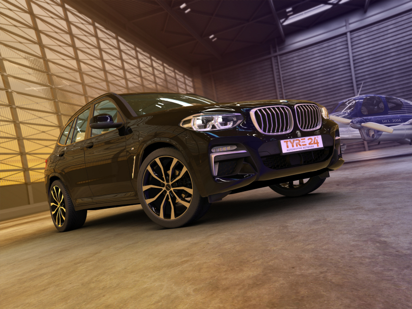 UTECA (U)|Schwarz Poliert 21