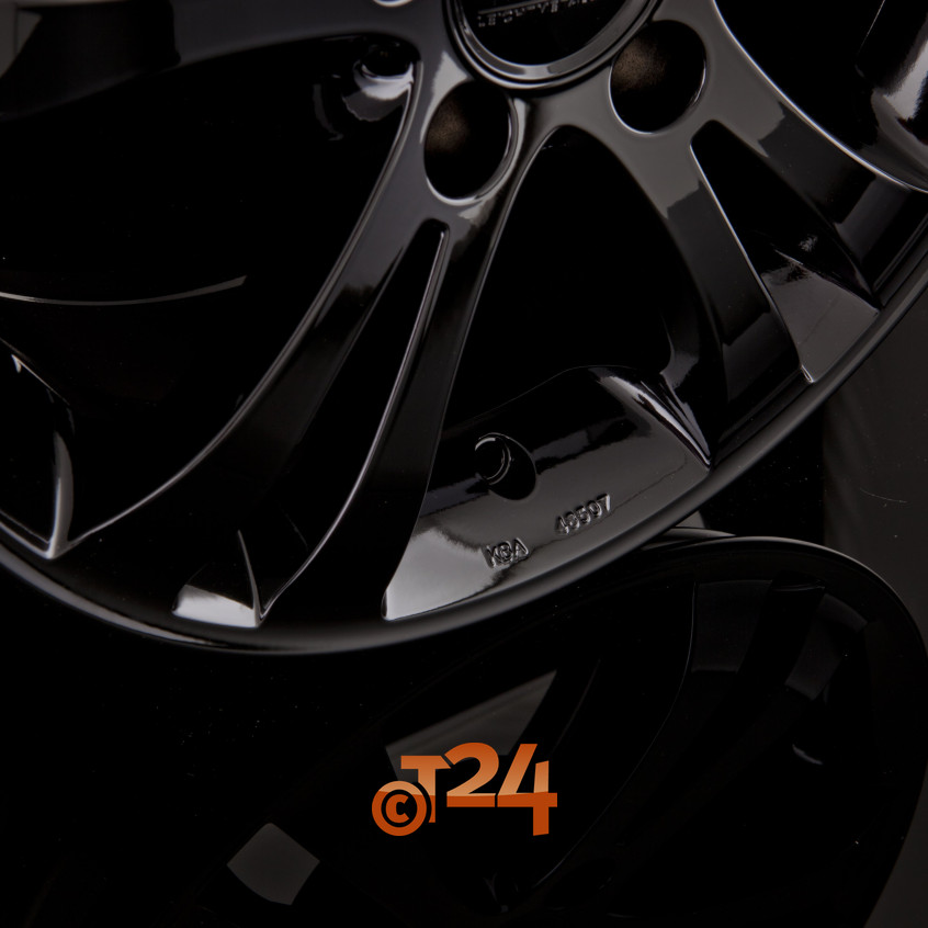 MAM D2|Black Painted (BP) 16