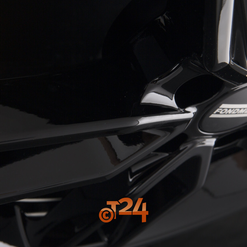 KOROS|Glossy Black  18
