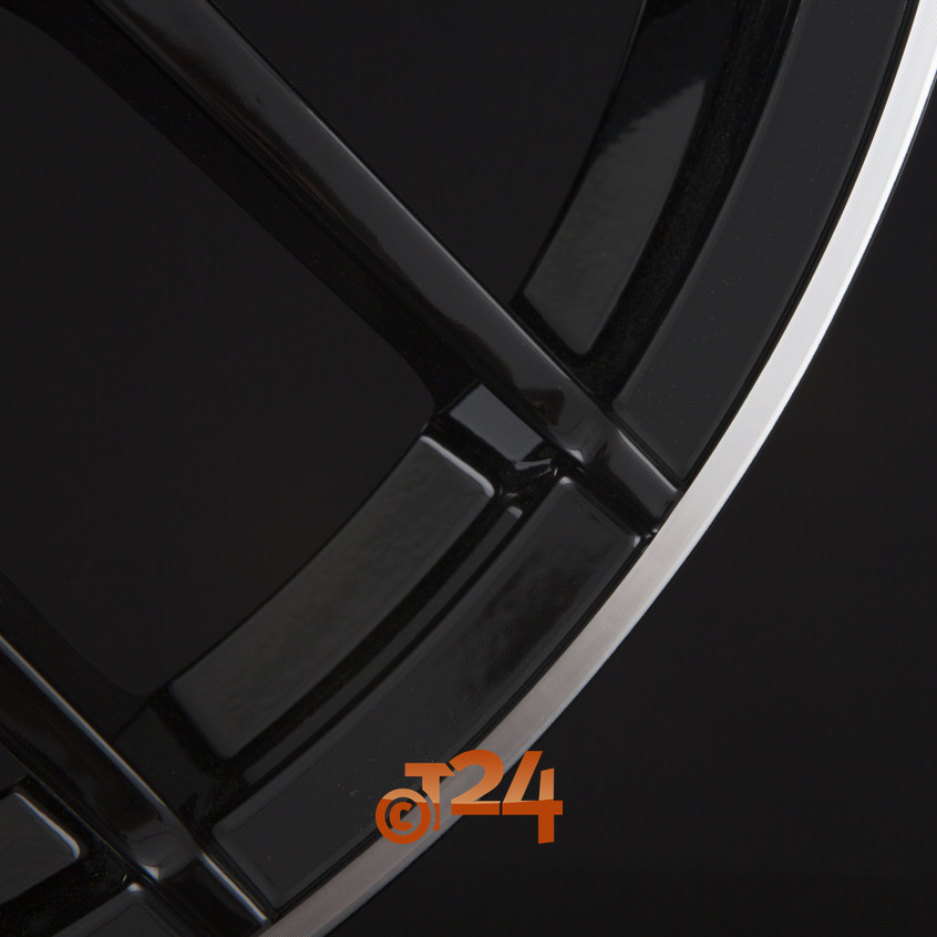 CA19 HUGO|Black Lip Polish 19