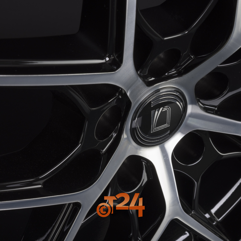 MM1004|Gloss Black Polished 17