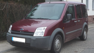 Mit Frontantrieb - Mit geschlossenem Aufbau