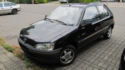 Fahrzeug mit 4-Loch Anbindung