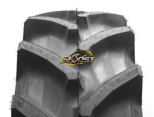 TRELLEBO TM700 240/70 R16 104A8/B